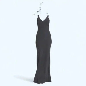 Show me your Mumu Morgan gown M black